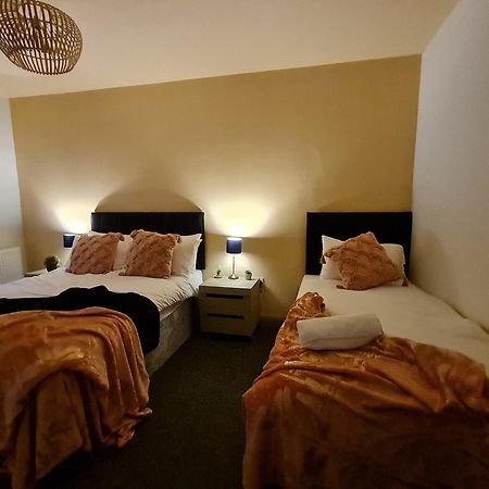 4 Bedroom Luxury House. Bike Park Wales. Secure Bike Store. Brecon Beacons Dowlais Экстерьер фото
