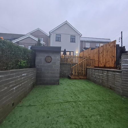 4 Bedroom Luxury House. Bike Park Wales. Secure Bike Store. Brecon Beacons Dowlais Экстерьер фото