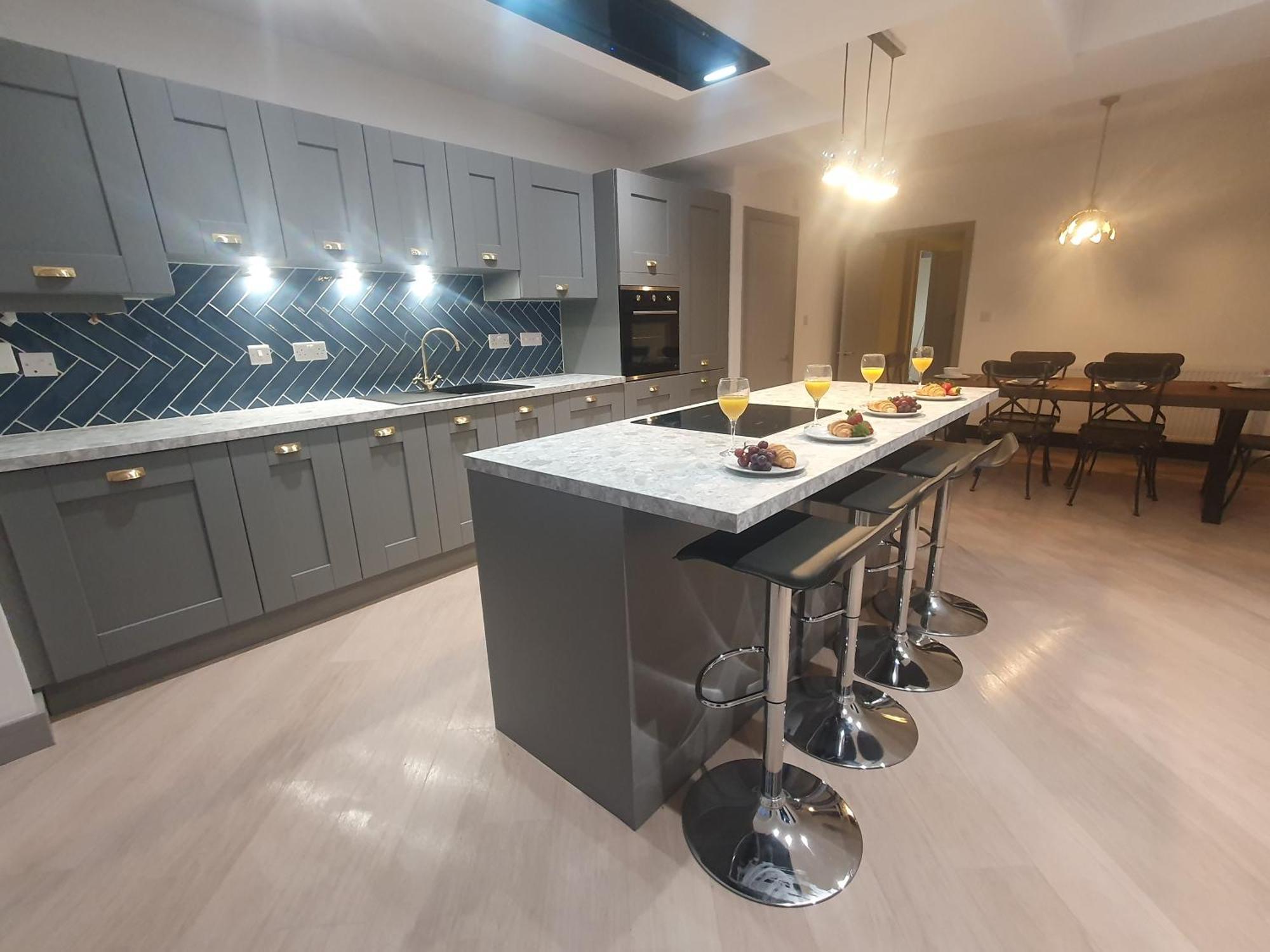 4 Bedroom Luxury House. Bike Park Wales. Secure Bike Store. Brecon Beacons Dowlais Экстерьер фото