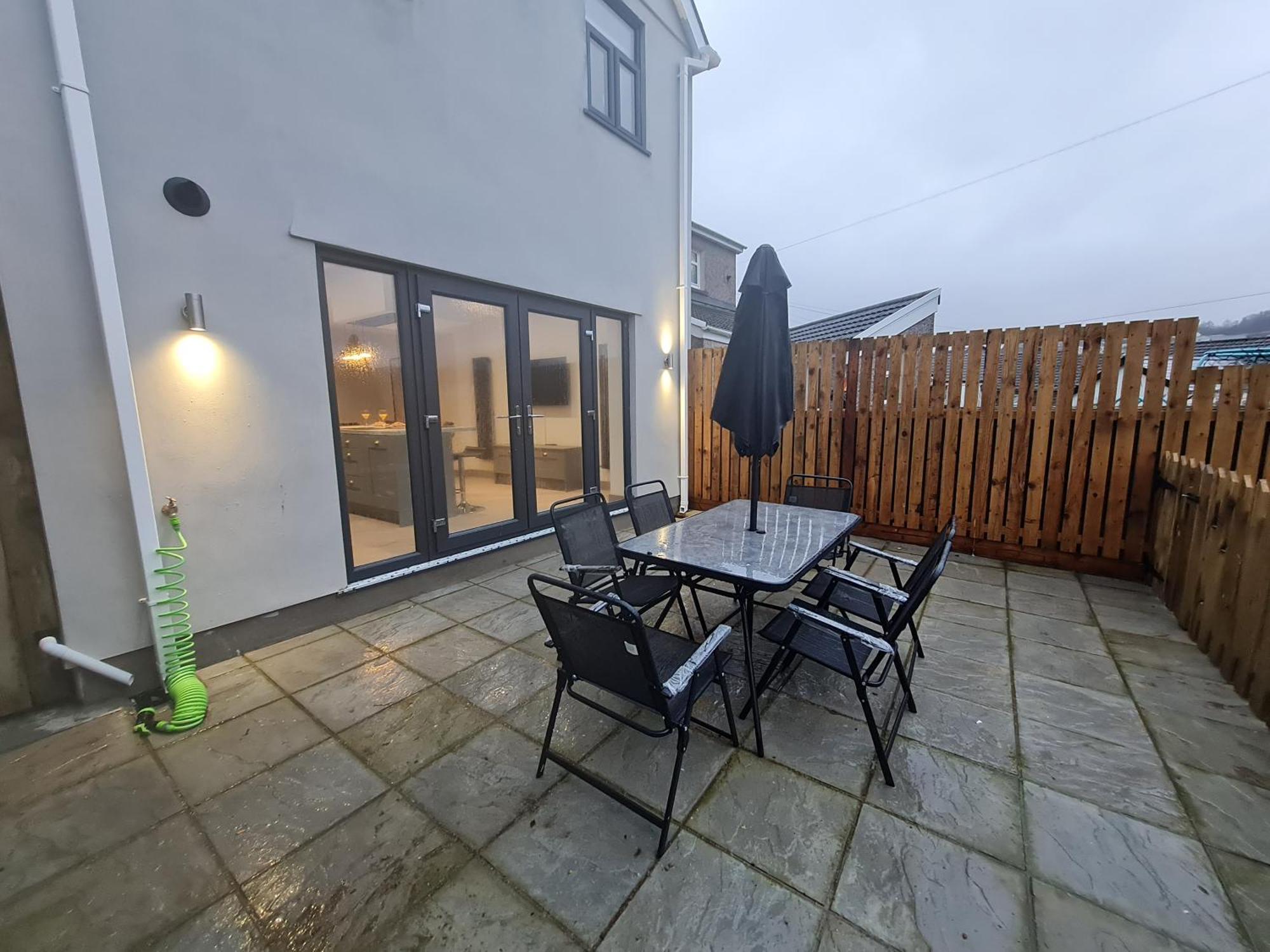 4 Bedroom Luxury House. Bike Park Wales. Secure Bike Store. Brecon Beacons Dowlais Экстерьер фото