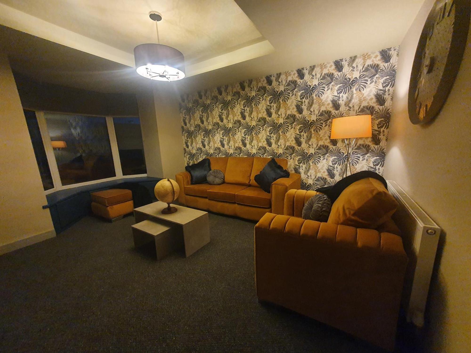 4 Bedroom Luxury House. Bike Park Wales. Secure Bike Store. Brecon Beacons Dowlais Экстерьер фото